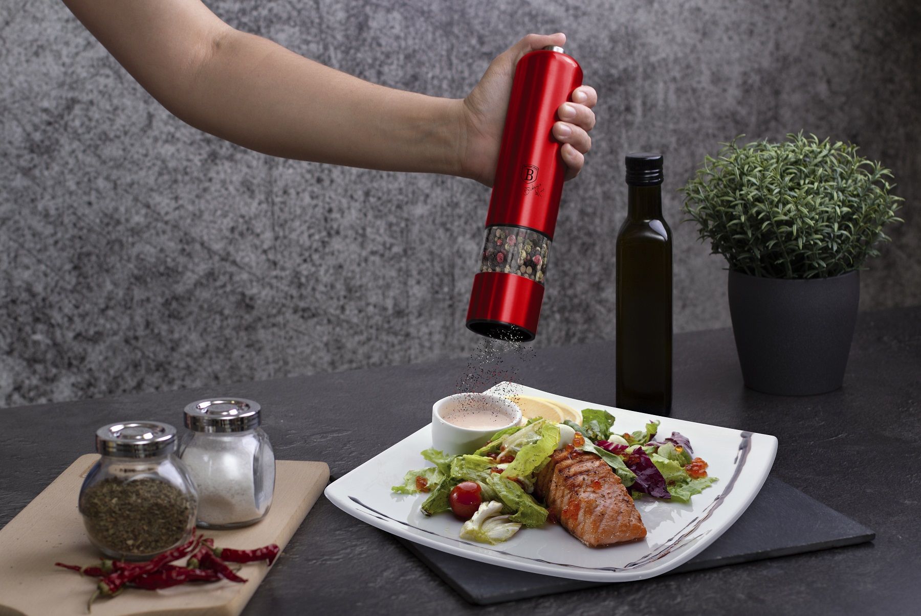 Berlinger Haus Electric Pepper & Salt Mill Set – Burgundy