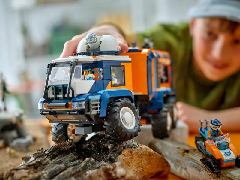 LEGO® City Arctic Explorer Science Lab Truck 60471 LEGO® City Arctic Explorer Science Lab Truck 60471