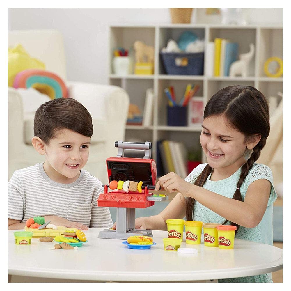 Hasbro Play-Doh Kitchen Creations Barbecue Grill 'n Stamp Playset