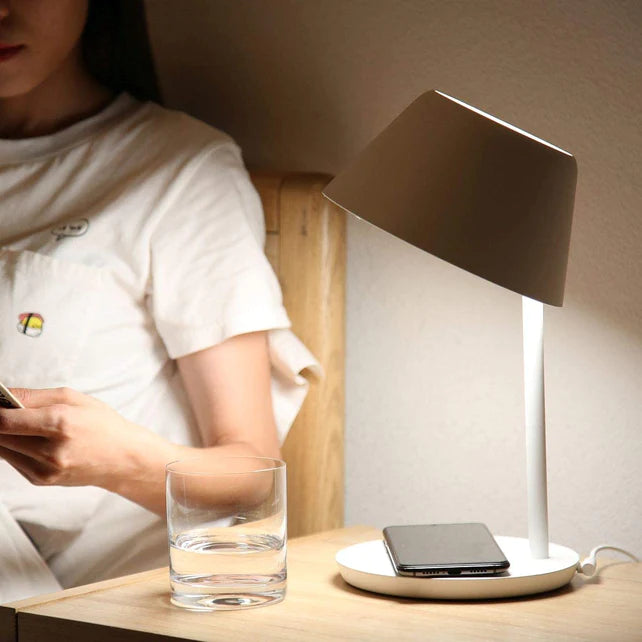 Yeelight Staria Bedside Lamp Pro (With wireless charging base)
