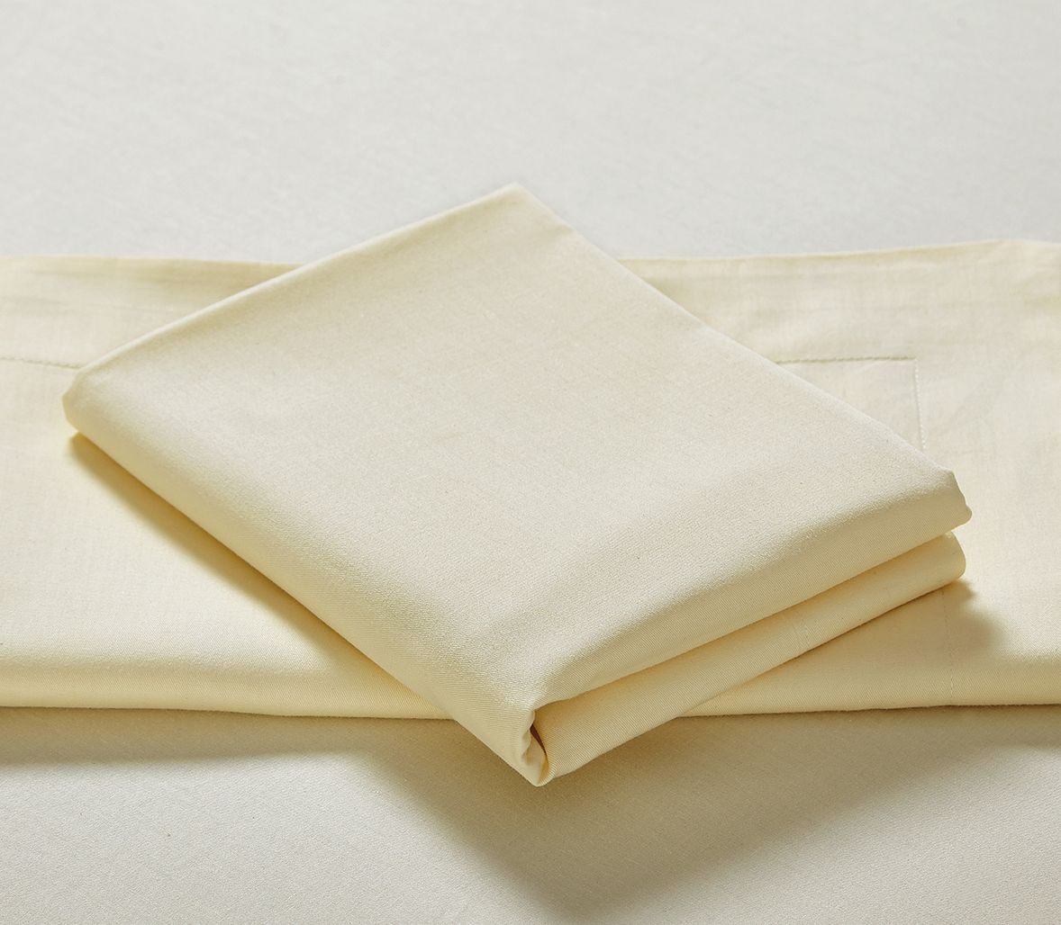 ARMN Vero Pillowcase Set of 2 – Soft & Stylish Design ARMN Vero Pillowcase Set of 2 – Soft & Stylish Design