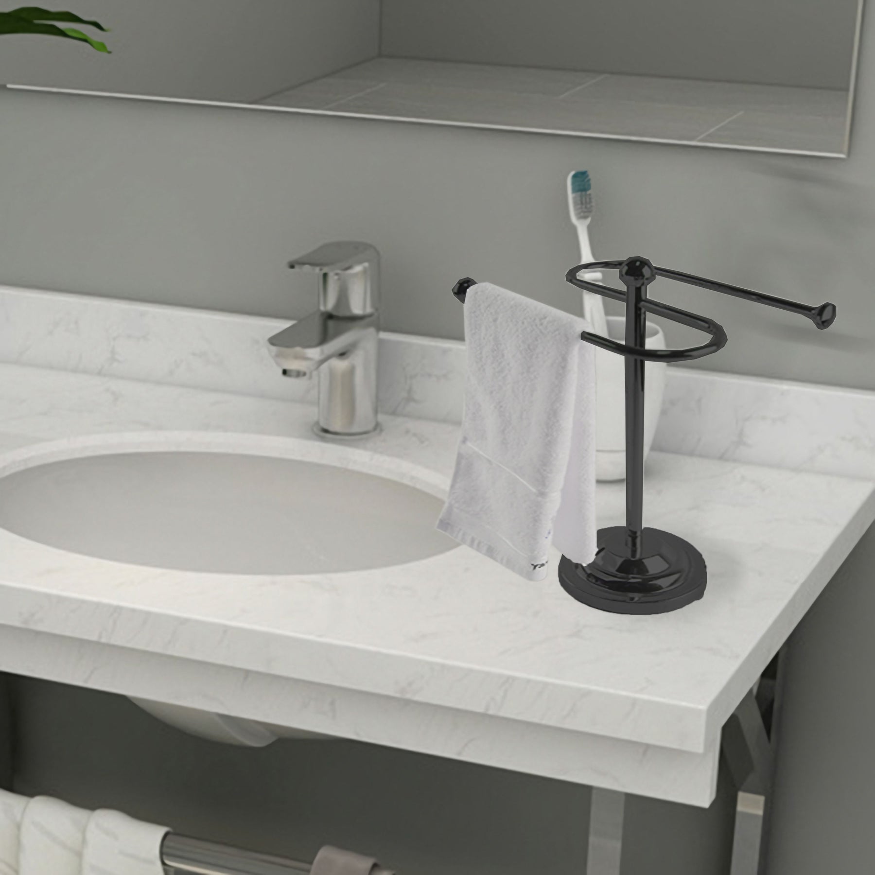 ARMN Drummond Towel Rack – Brown, Freestanding & Stable