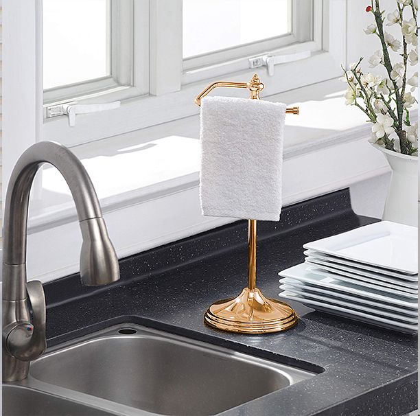ARMN Delta Towel Stand – Modern & Elegant ARMN Delta Towel Stand – Modern & Elegant
