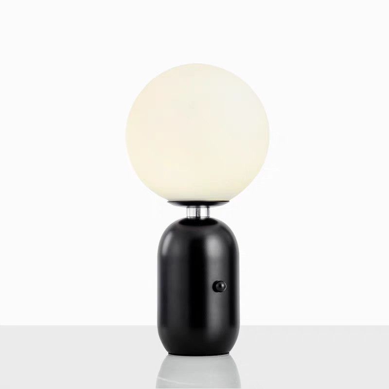 ARMN Regency Black Table Lamp – Modern Elegant Lighting ARMN Regency Black Table Lamp – Modern Elegant Lighting