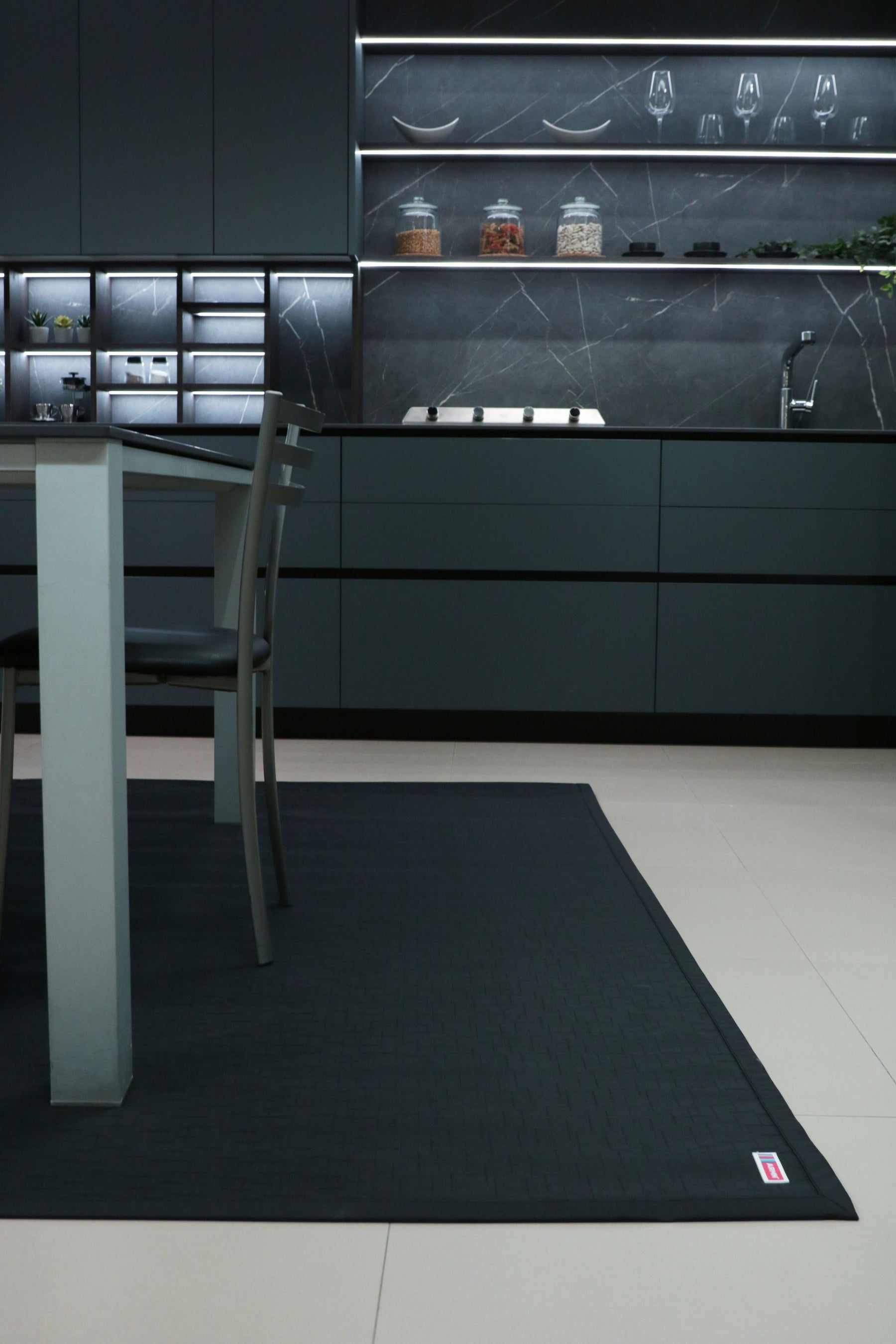 ARMN Luxe Kitchen Mat 140×220 cm – Large & Comfortable ARMN Luxe Kitchen Mat 140×220 cm – Large & Comfortable