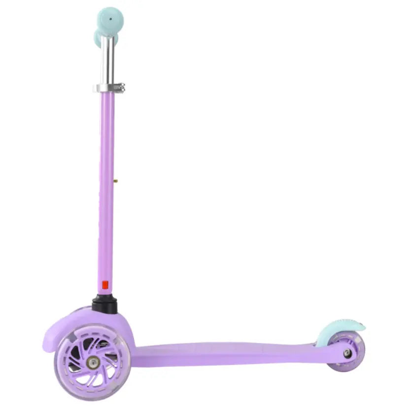 Bold Cube Teeny Three-Wheel Scooter – Lilac Bold Cube Teeny Three-Wheel Scooter – Lilac