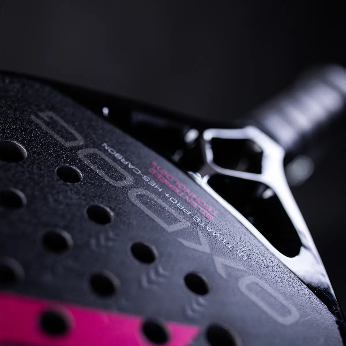 OXDOG Ultimate Pro+ HES-Carbon SilentSpeed 3D/Sand DM Racket