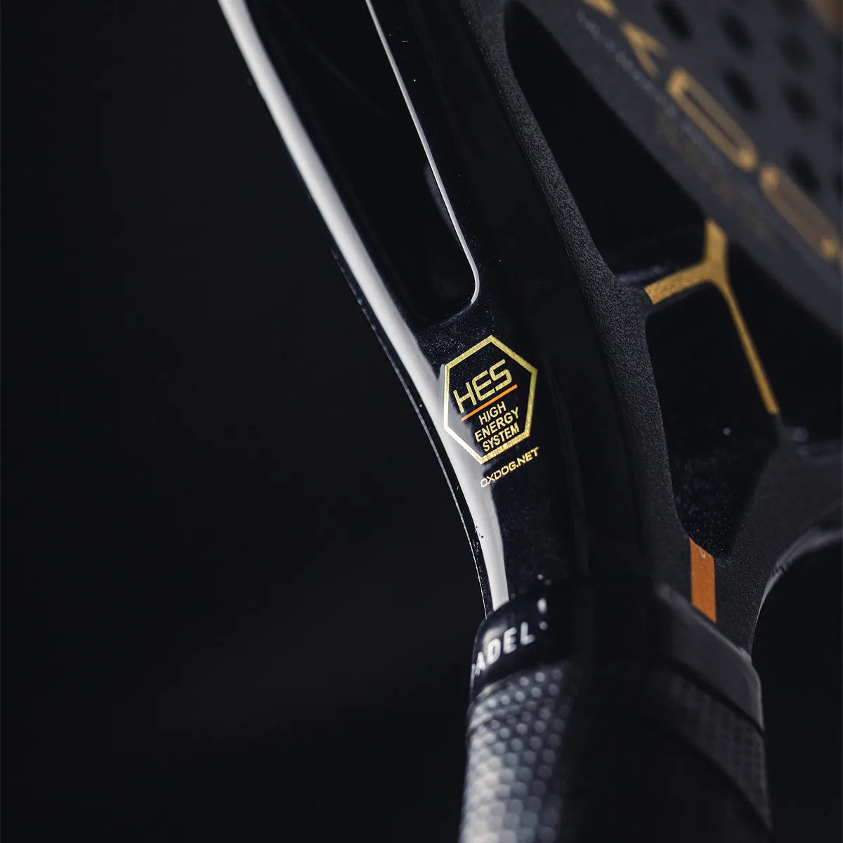 OXDOG Ultimate Pro+ HES-Carbon SilentSpeed Racket OXDOG Ultimate Pro+ HES-Carbon SilentSpeed Racket