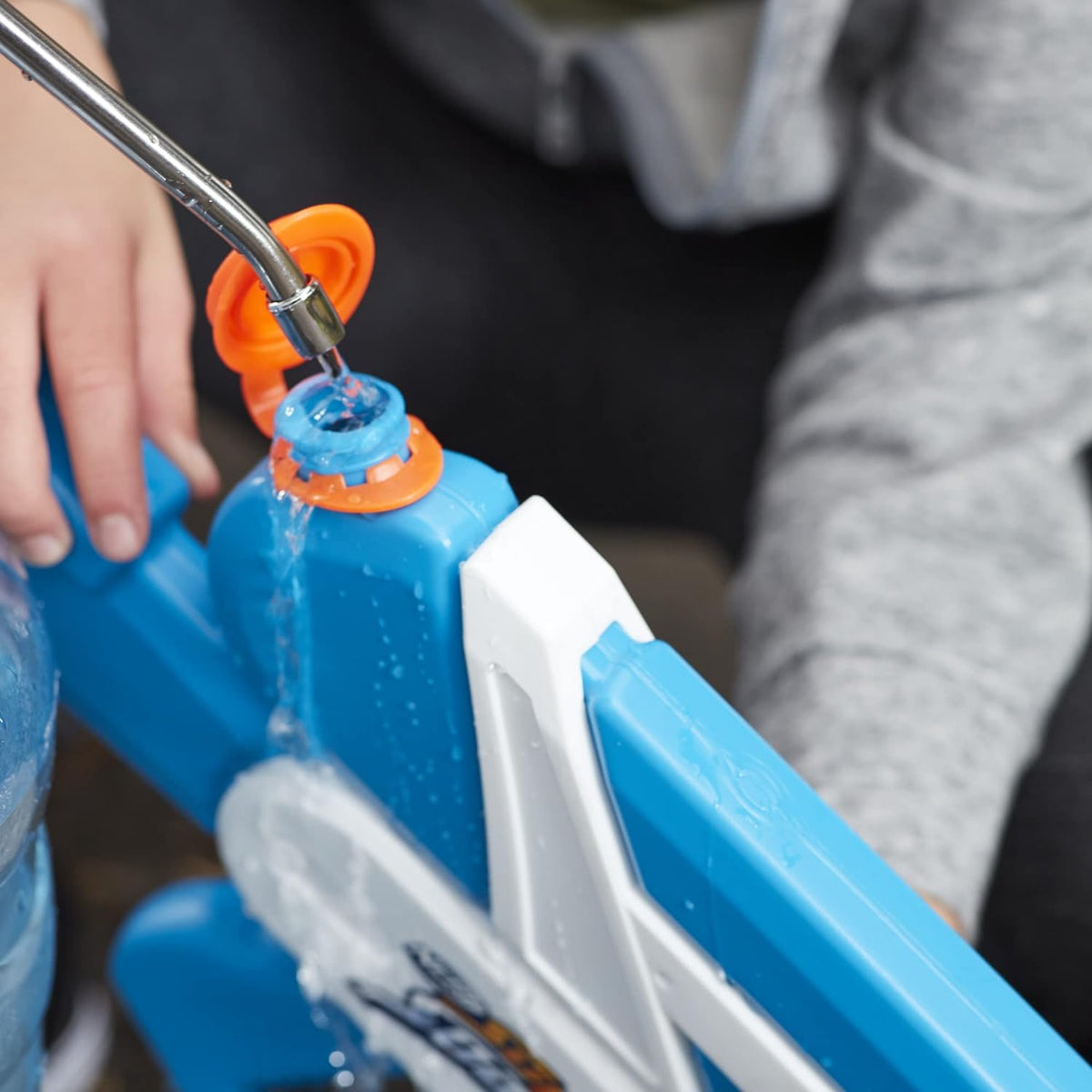 Hasbro SOA Twister – Ultimate Outdoor Water Fun for Kids Hasbro SOA Twister – Ultimate Outdoor Water Fun for Kids
