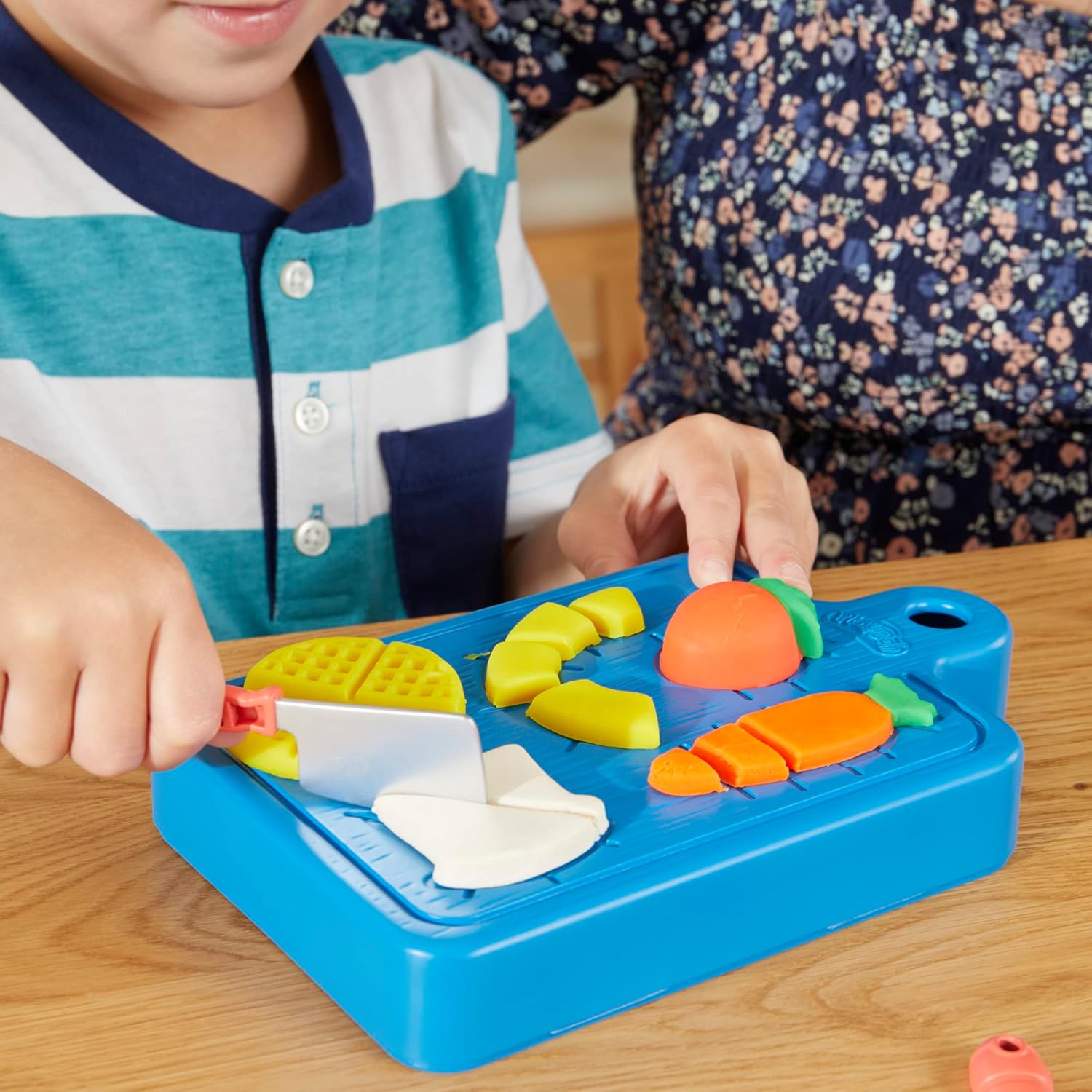 Hasbro Play-Doh Little Chef Starter Set - Fun Cooking Play Hasbro Play-Doh Little Chef Starter Set - Fun Cooking Play