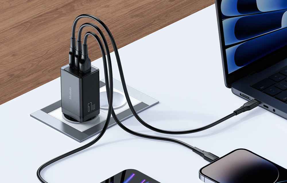 Mcdodo 67W Charger with 2 USB C and 1 USB - Black Mcdodo 67W Charger with 2 USB C and 1 USB - Black