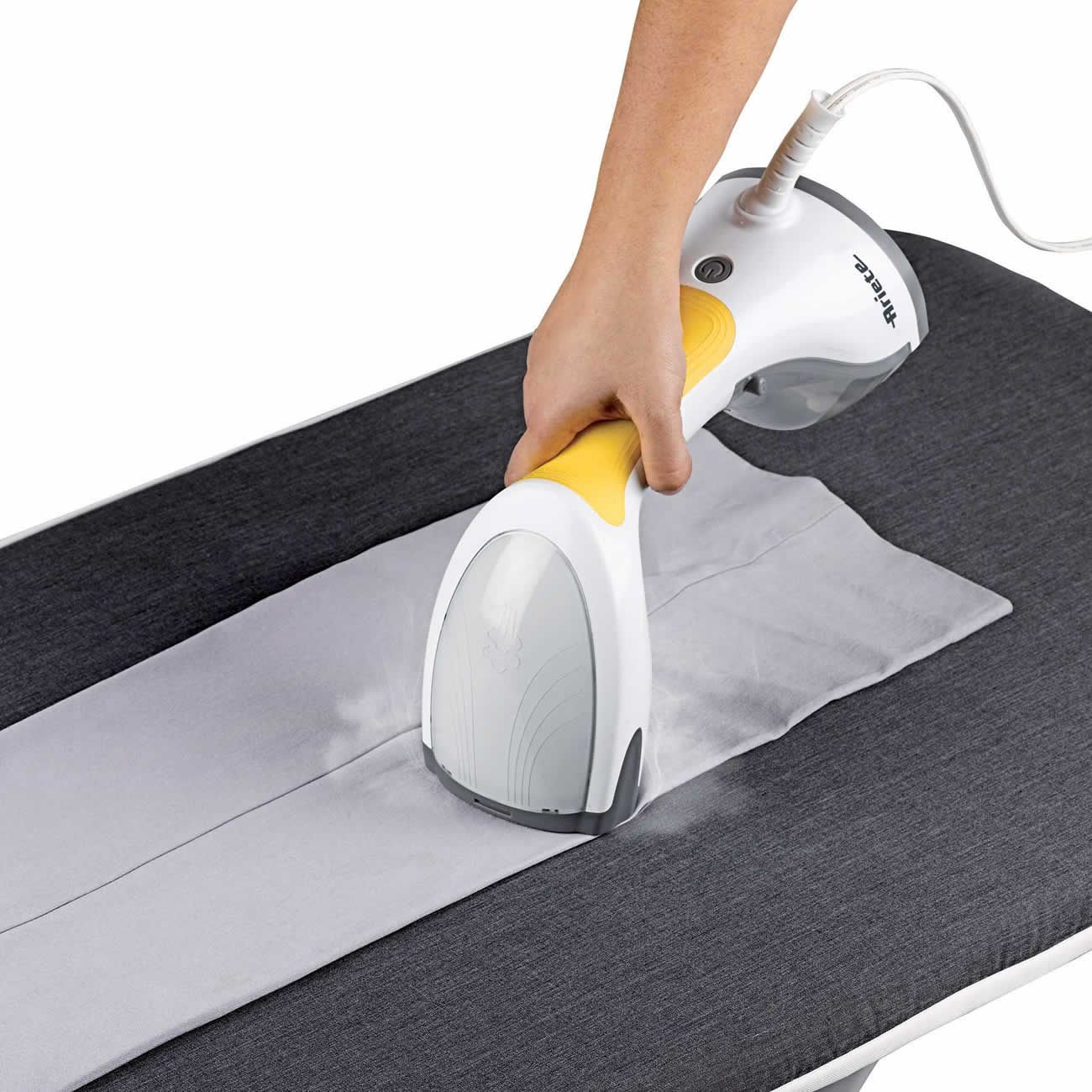 Ariete Vertical Steam Iron – White – Fast & Easy Ironing