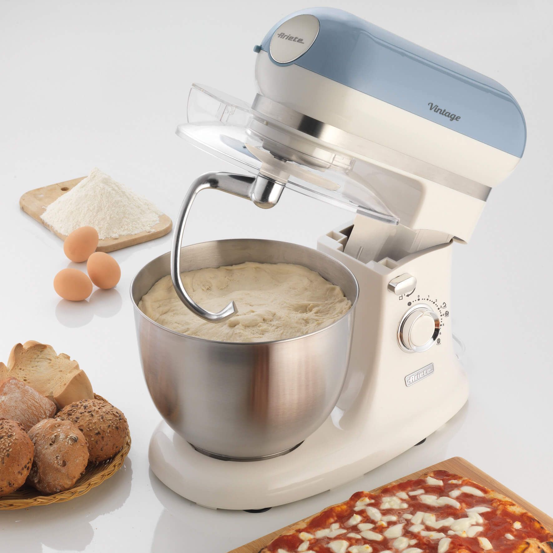 عجانة كهربائية Ariete Vintage – أداء قوي وتصميم كلاسيكي