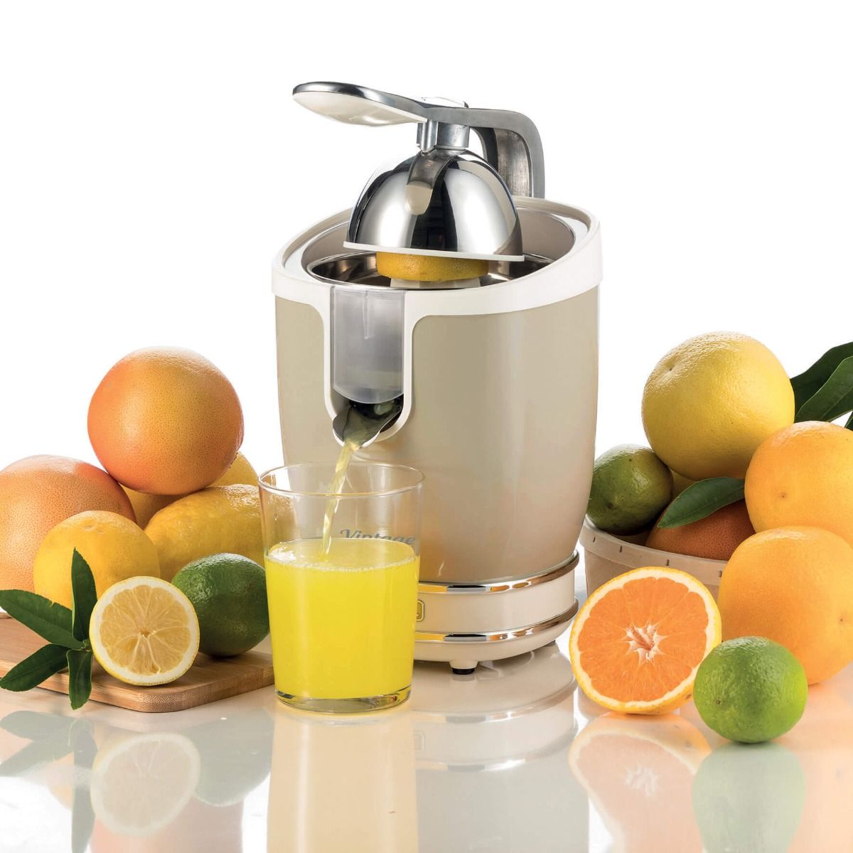 Ariete Vintage Juicer - Classic & Practical Fruit Juicer Ariete Vintage Juicer - Classic & Practical Fruit Juicer