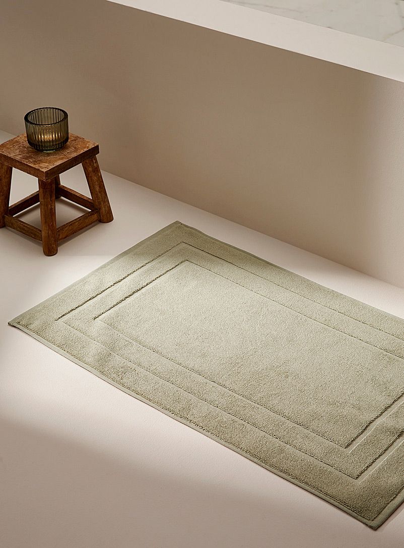 PHP Joy Bath Mat 50x75 cm – Soft & Absorbent PHP Joy Bath Mat 50x75 cm – Soft & Absorbent