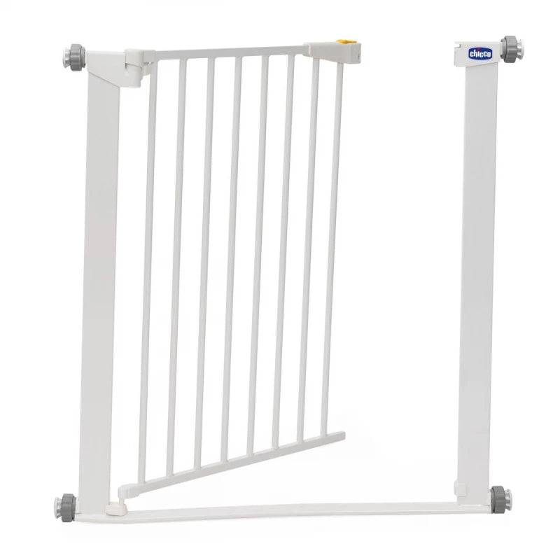 Chicco Baby Safety Gate – Dual Opening & Auto Close 74–79 cm Chicco Baby Safety Gate – Dual Opening & Auto Close 74–79 cm