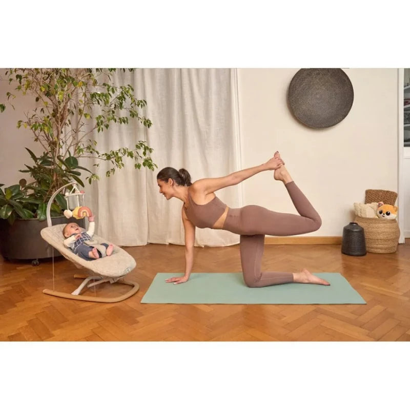 كرسي هزاز شيكو Zen Wave – خشبي رمادي، راحة وأمان للرضع