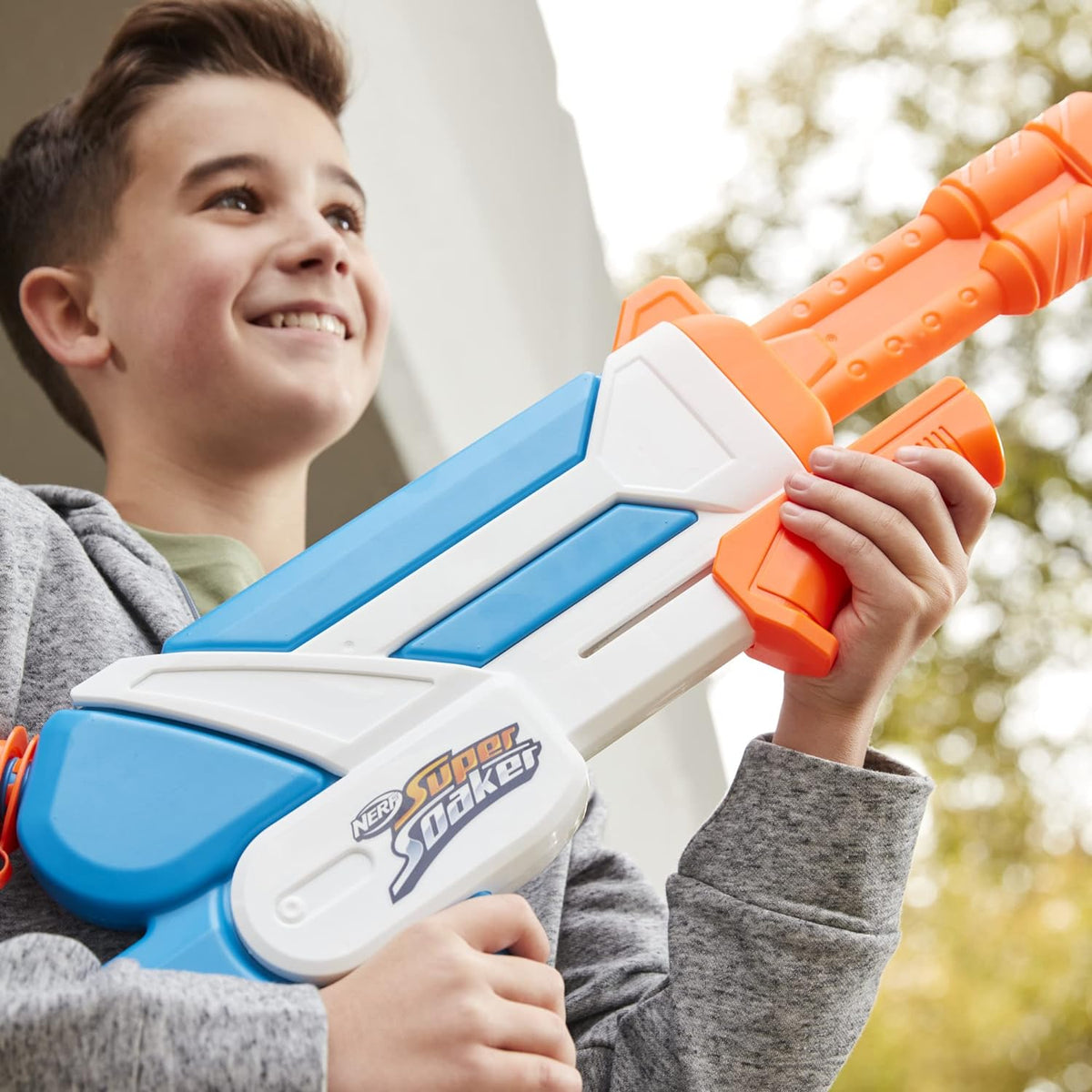 Hasbro SOA Twister – Ultimate Outdoor Water Fun for Kids Hasbro SOA Twister – Ultimate Outdoor Water Fun for Kids