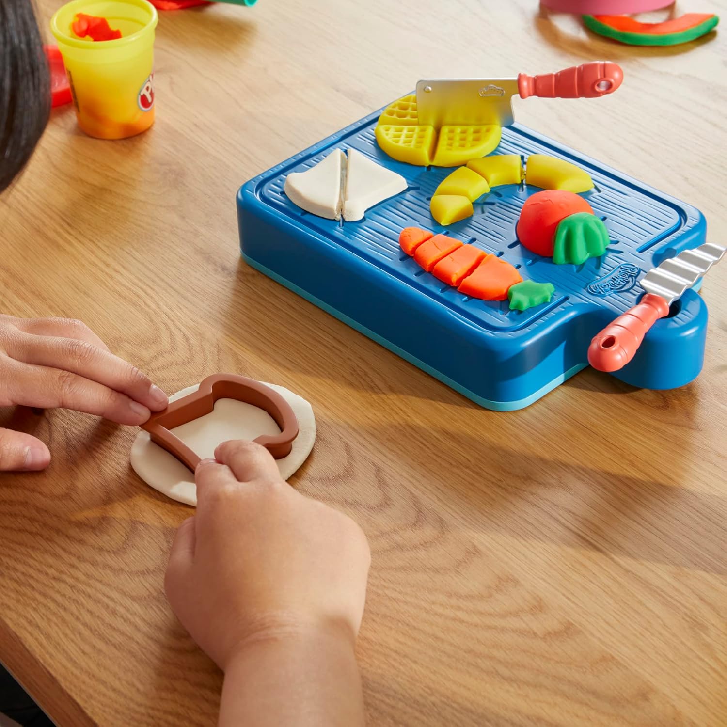 Hasbro Play-Doh Little Chef Starter Set - Fun Cooking Play Hasbro Play-Doh Little Chef Starter Set - Fun Cooking Play