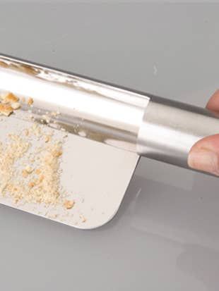 Ibili Crumb Cleaner – Handy Tool for Kitchen Surfaces Ibili Crumb Cleaner – Handy Tool for Kitchen Surfaces