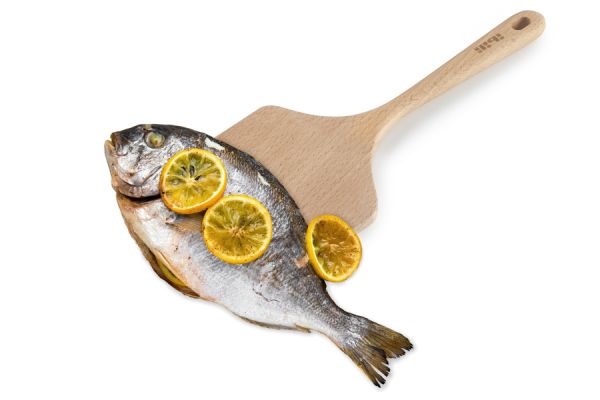 Ibili 28.5cm Wooden Egg Turner for Easy & Safe Cooking