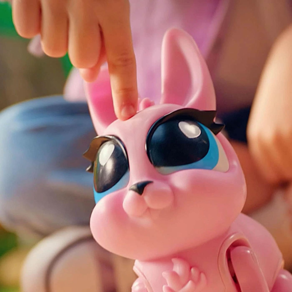 Eolo Jiggly Pets the Rabbit Musical Toy