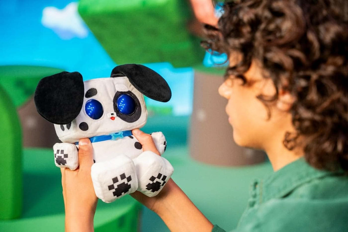 Eolo Pixel Hugs Stuffed Animal