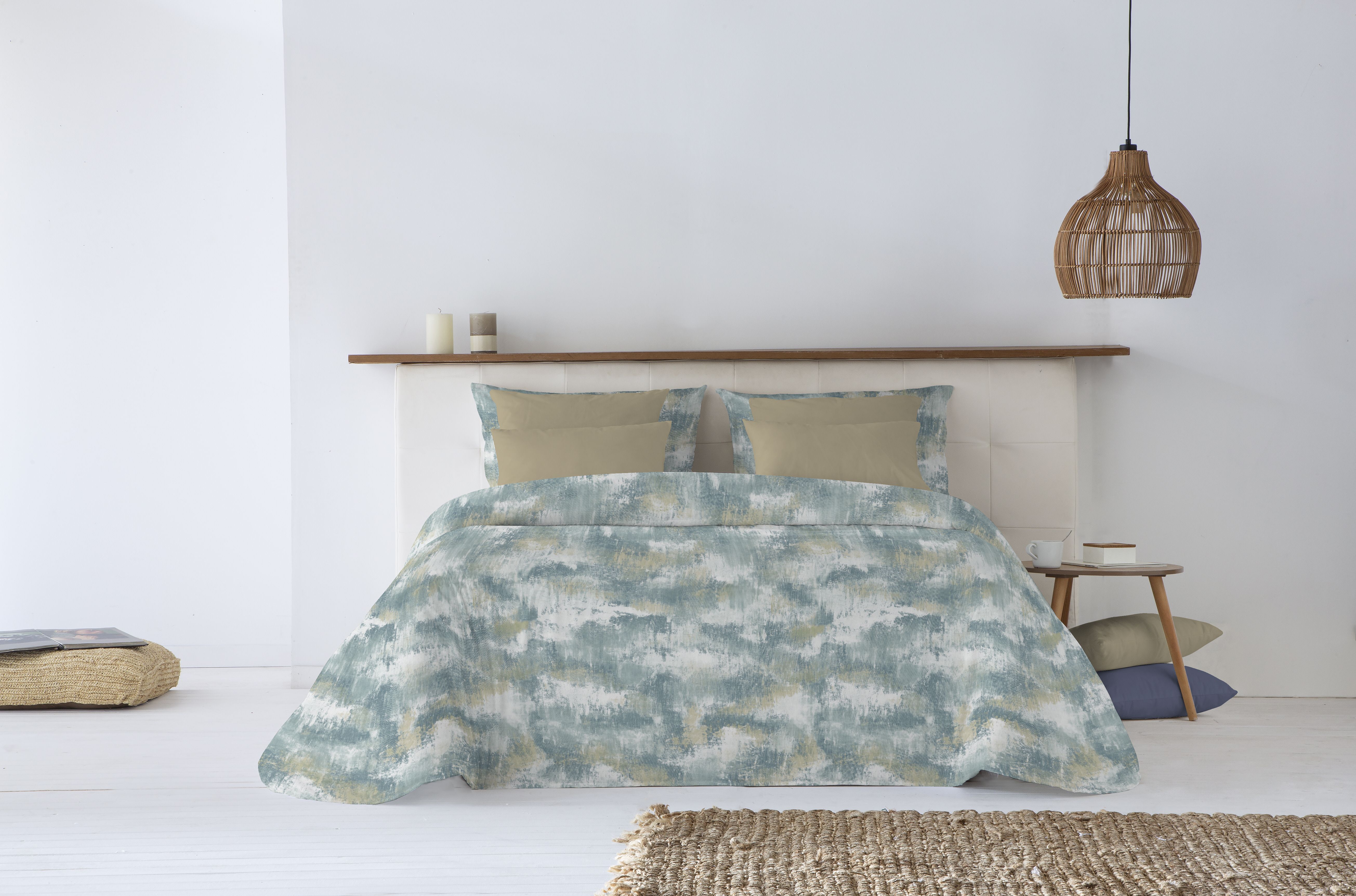 Canete Nugol Twin Comforter Set – 4-Piece Luxury