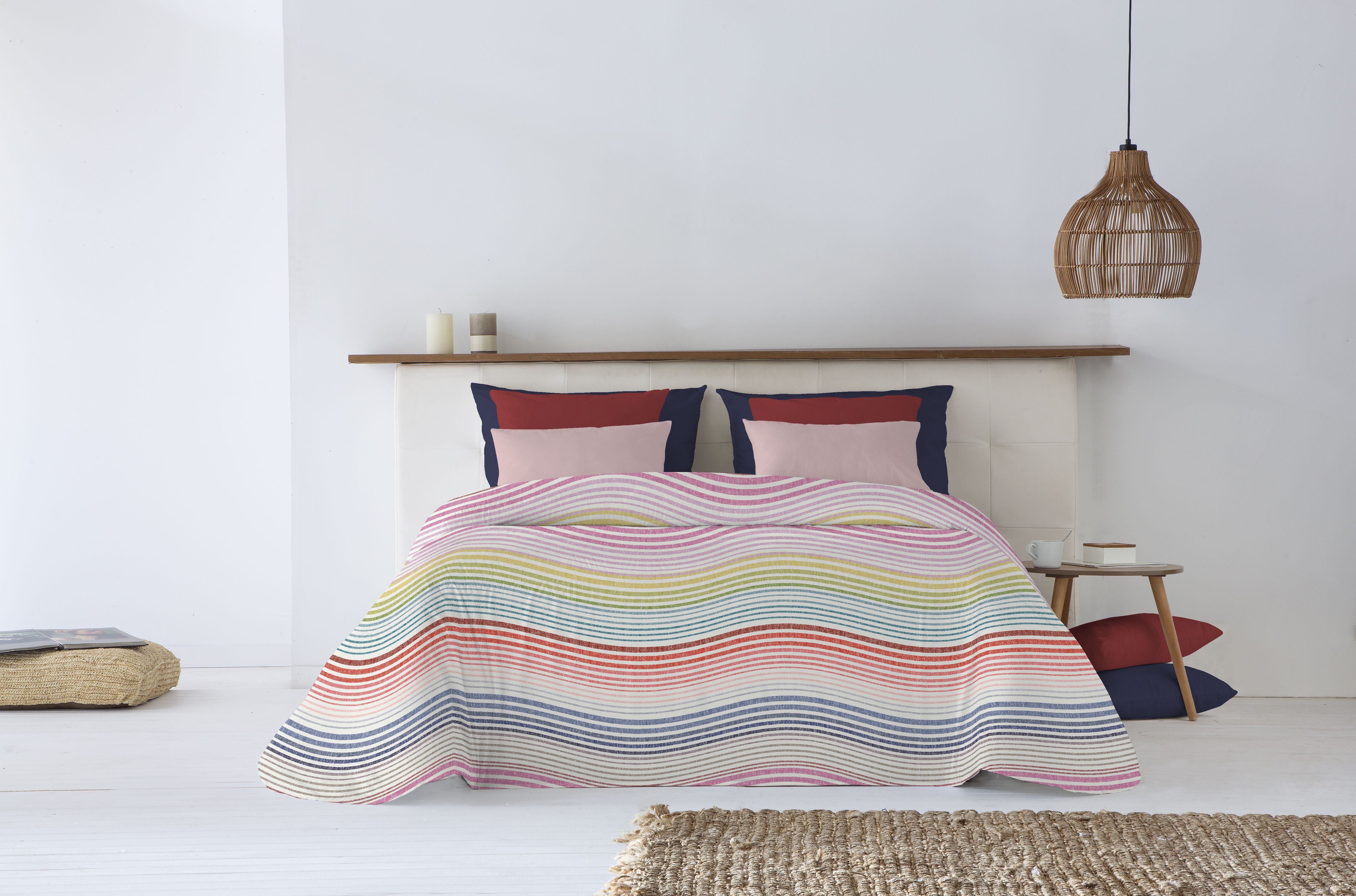 Canete Plus Summer Bedspread Single & Half - Red | Elegant & Fresh
