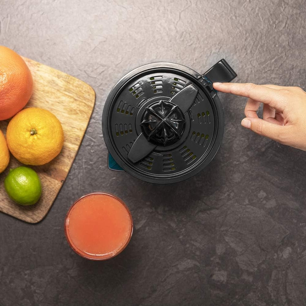 Cecotec EssentialVita Adjust Juicer Black Cecotec EssentialVita Adjust Juicer Black
