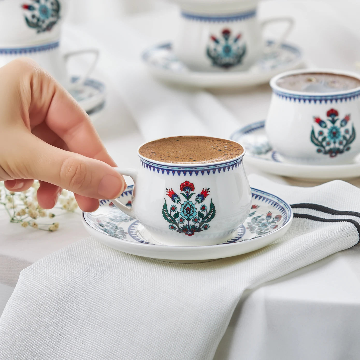KARACA ÇİNİ Coffee Cup Set 90 ml – 6 Ottoman Style KARACA ÇİNİ Coffee Cup Set 90 ml – 6 Ottoman Style