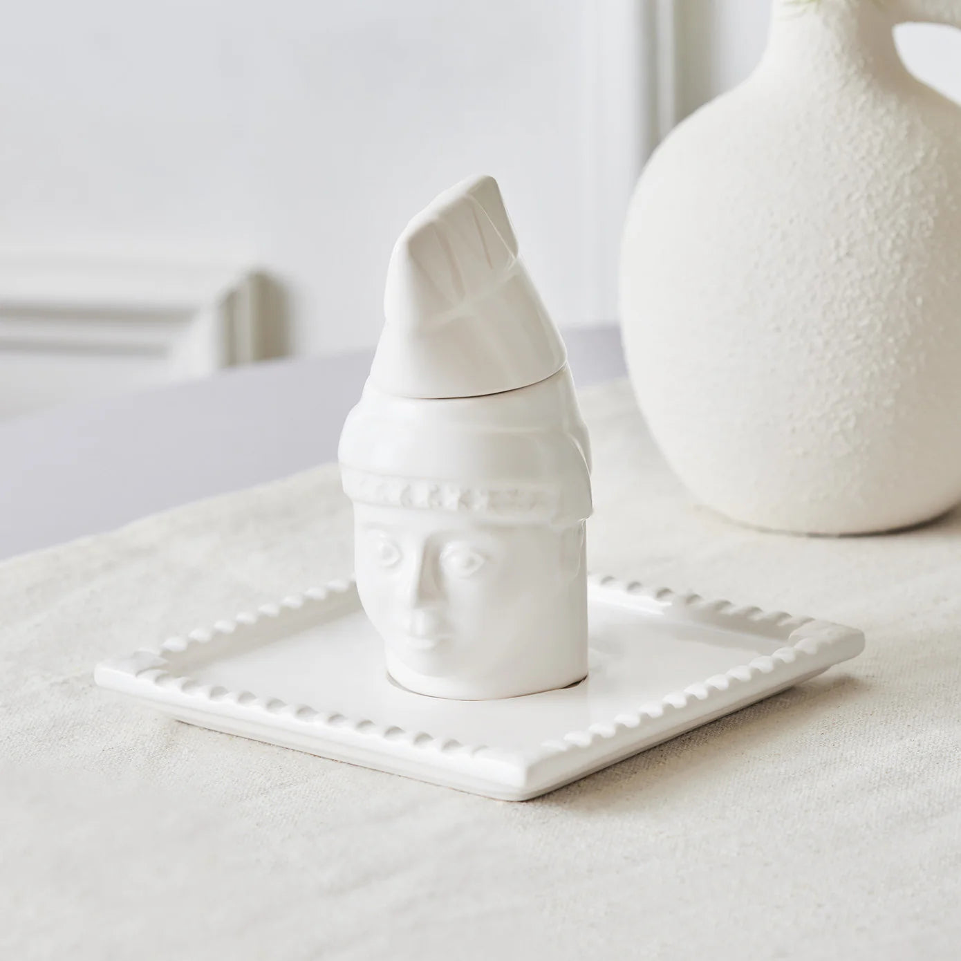 Karaca Nemrut 6-Piece Turkish Coffee Set 80ml White Ceramic Karaca Nemrut 6-Piece Turkish Coffee Set 80ml White Ceramic