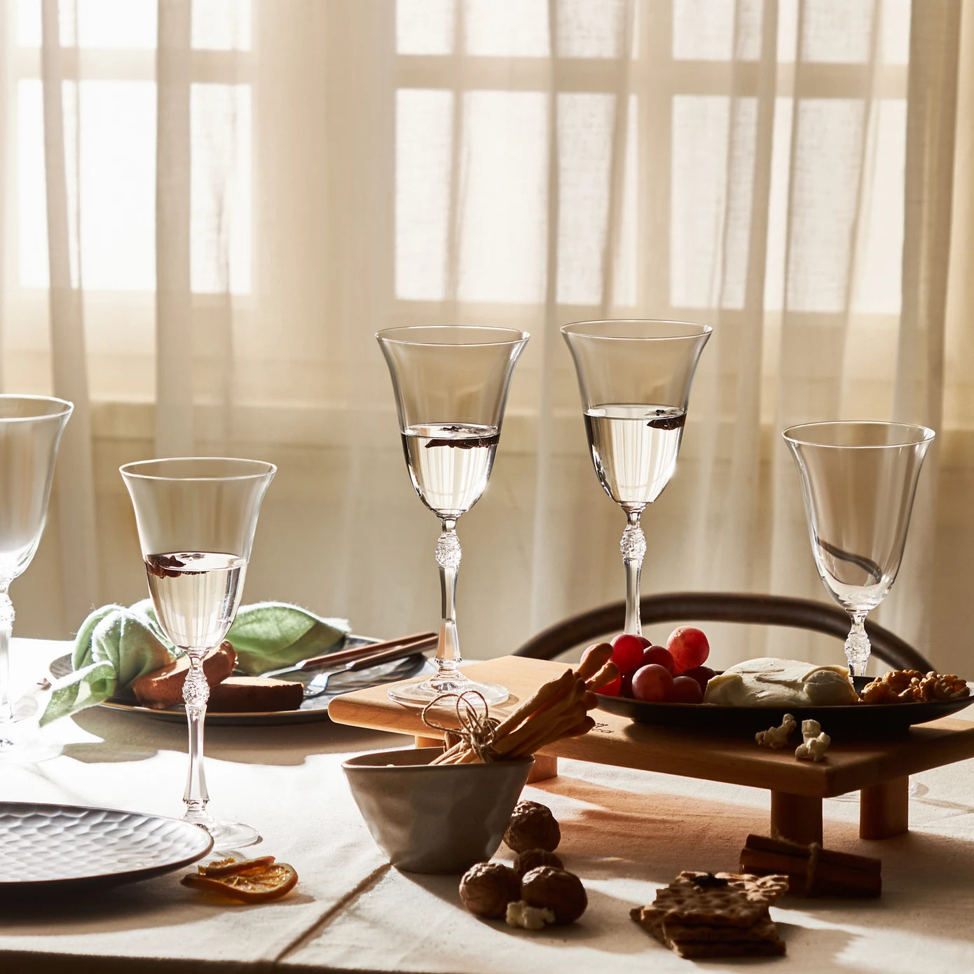 Karaca Lanius 6-Piece Goblet Set – Elegant Serving Karaca Lanius 6-Piece Goblet Set – Elegant Serving