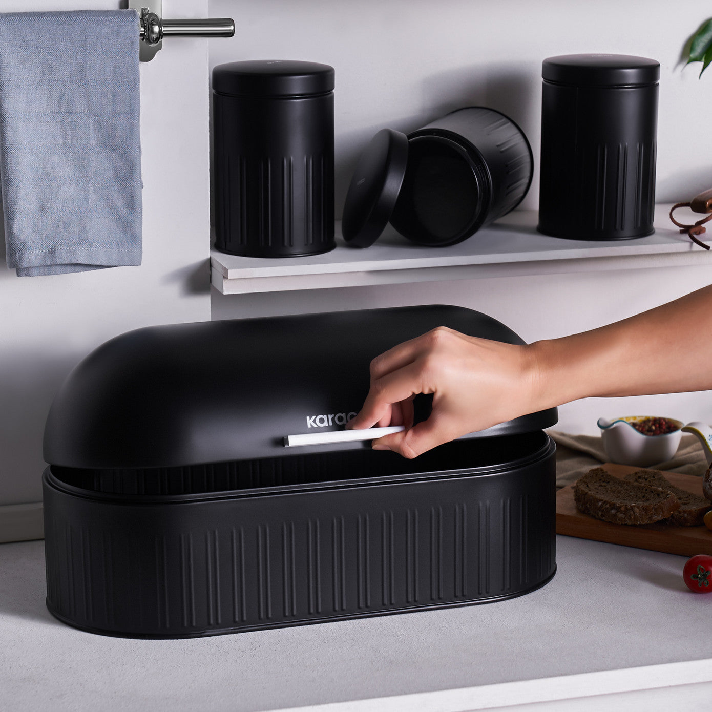 Aren XL Bread Box + Free Storage Container – Black Aren XL Bread Box + Free Storage Container – Black