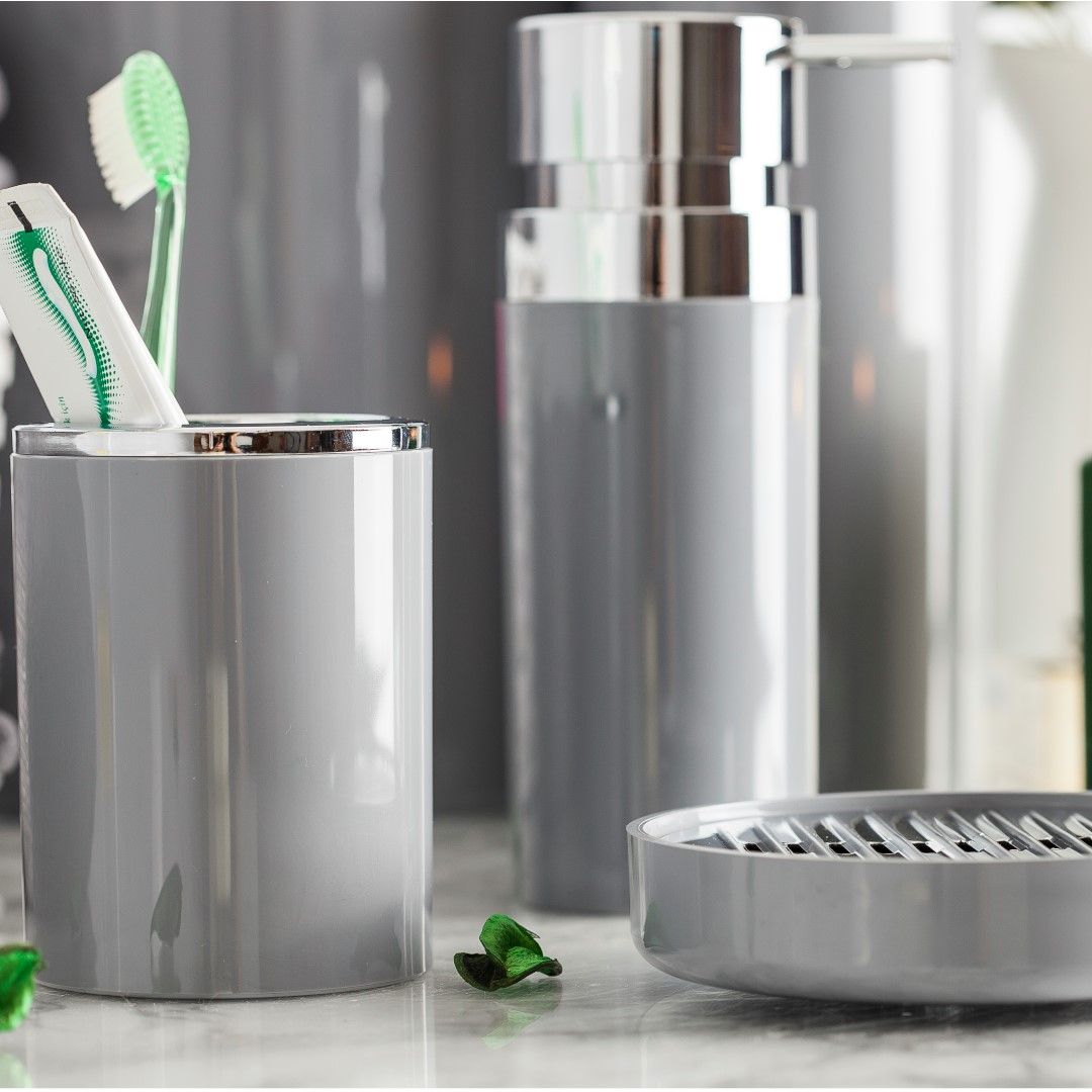 Primanova Lenox Toothbrush Holder – Gray ABS Plastic Organizer