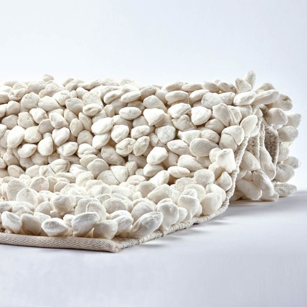 Aquanova Rocca Bath Mat 70x120 cm - Comfortable & Stylish Aquanova Rocca Bath Mat 70x120 cm - Comfortable & Stylish