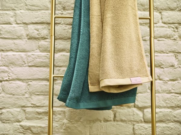 Aquanova Oslo Guest Towel 30x50 cm - Dark Yellow