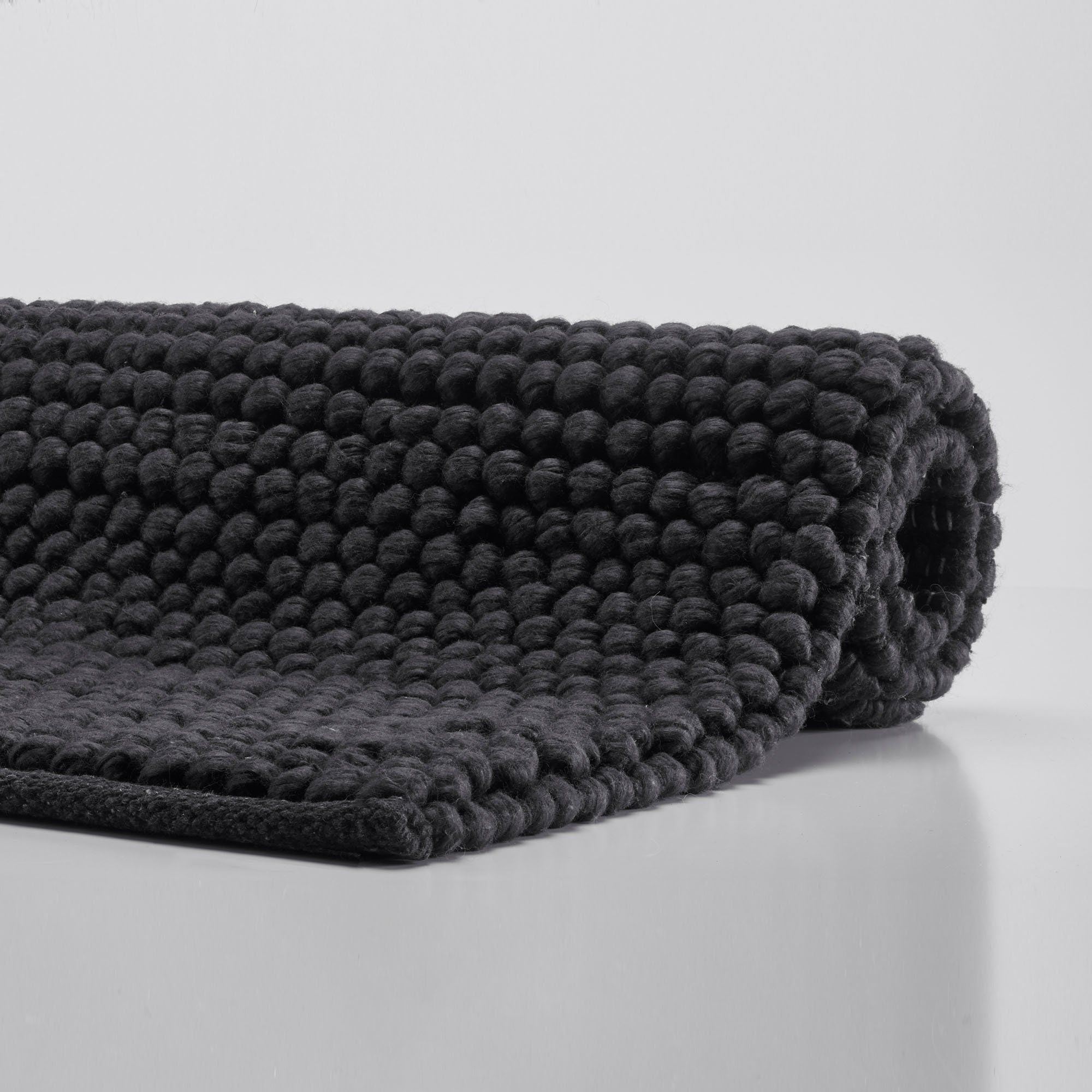 Aquanova Jura Bath Mat 60×100 – Soft & Elegant Comfort