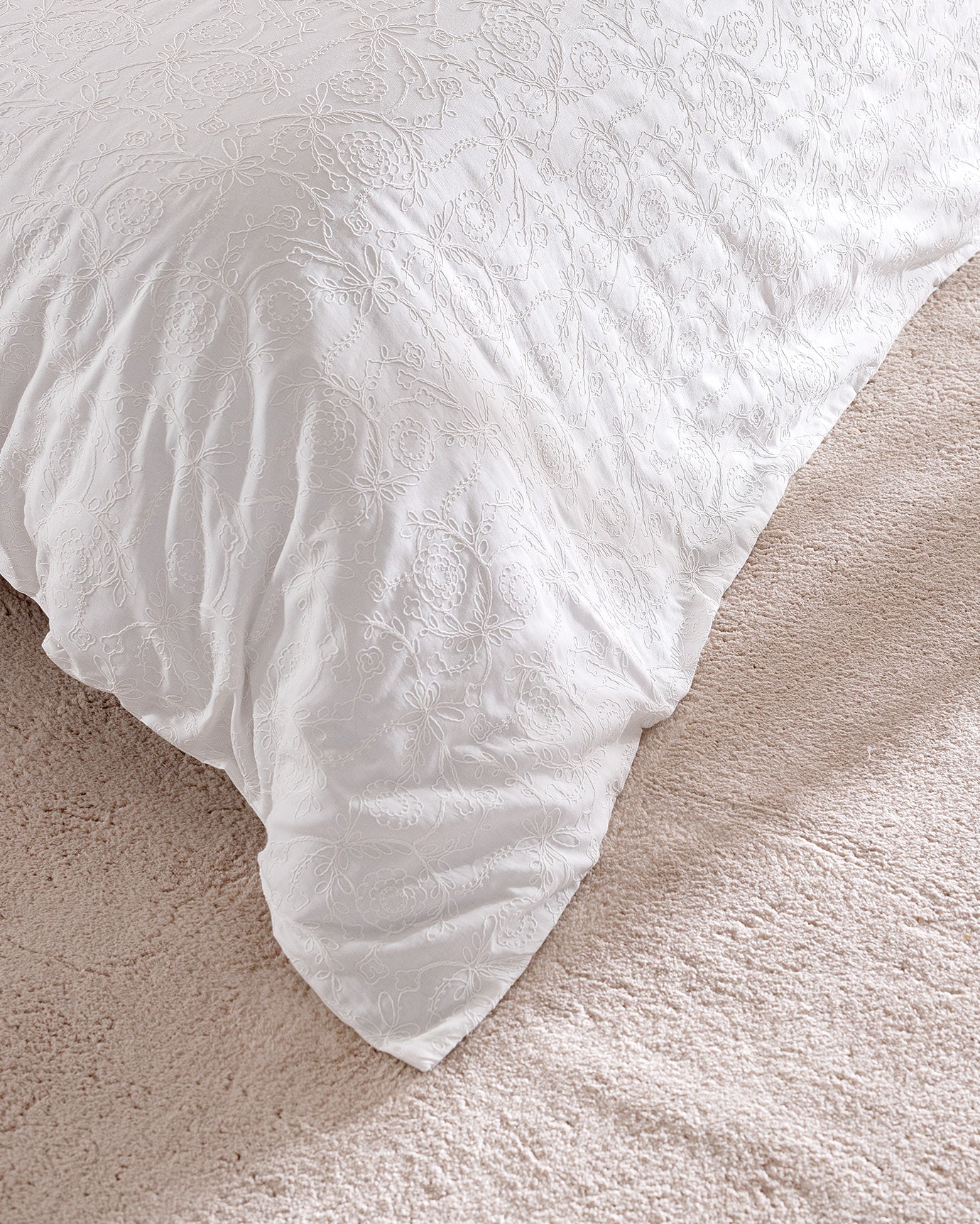 Aulne Kıng Sıze Embroıdery Duvet Cover Set - Madame Coco JO