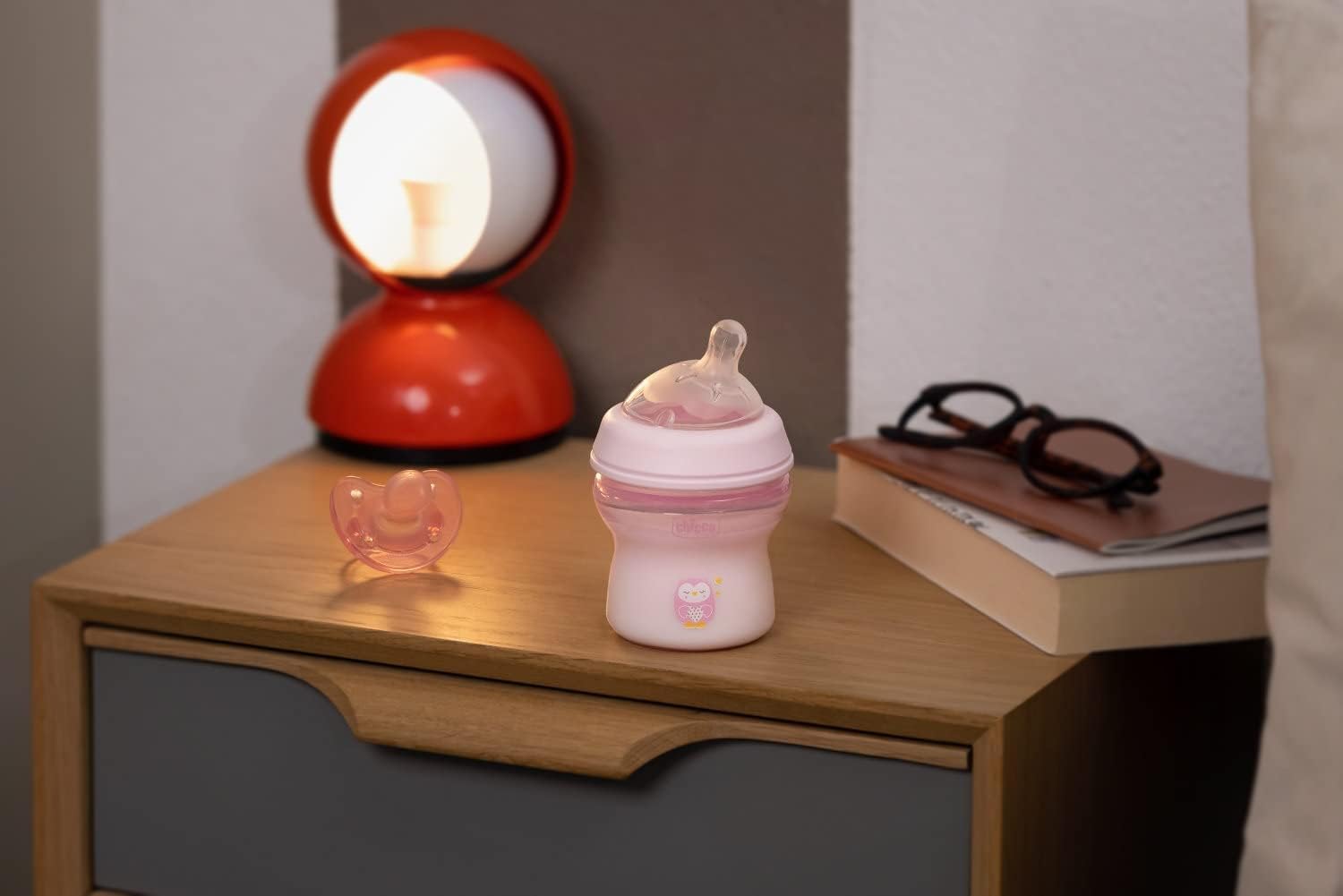 Chicco Natural Feeling Bottle 150ml Anti-Colic 0M+ - Pink Chicco Natural Feeling Bottle 150ml Anti-Colic 0M+ - Pink