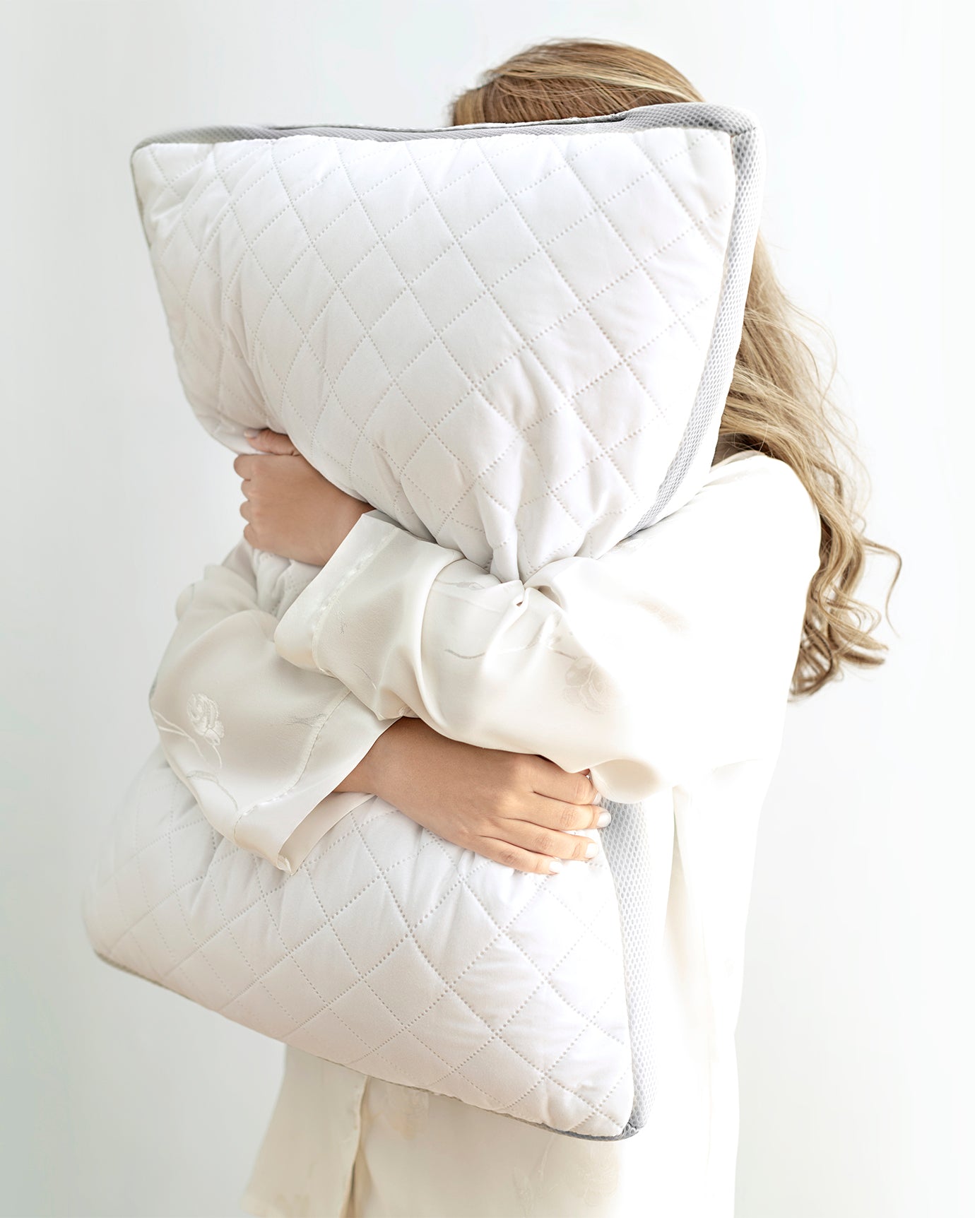 Air Conditioned Pillow - Madame Coco JO