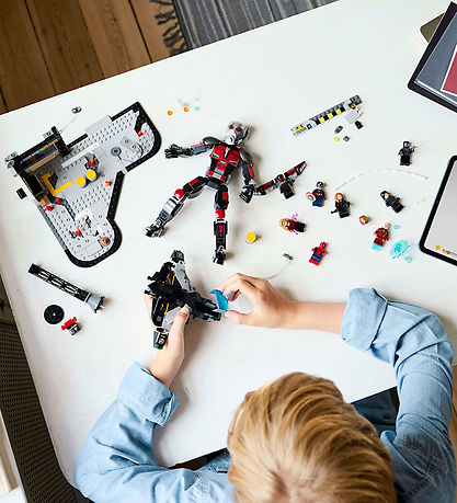 LEGO مارفل - كابتن أمريكا: معركة الحرب الأهلية 76314