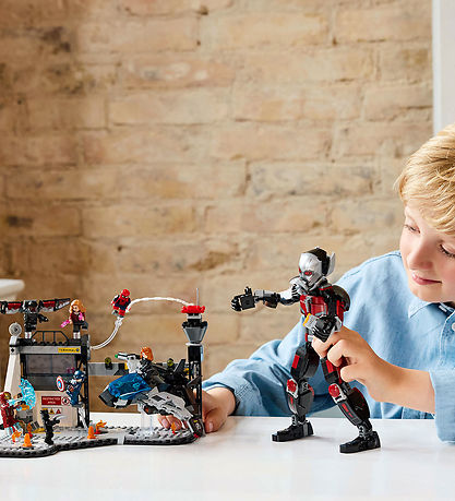 LEGO مارفل - كابتن أمريكا: معركة الحرب الأهلية 76314