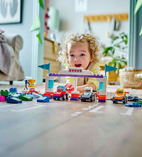 LEGO® DUPLO® F1® Team Race Cars & Drivers 10445 - 70 Pieces