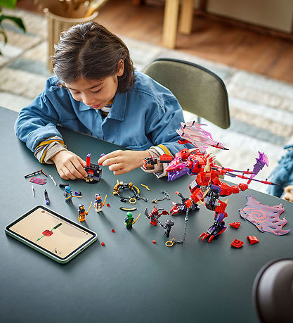LEGO® Ninjago Chaos Dragon Thunderfang 71832 – 668 Pieces