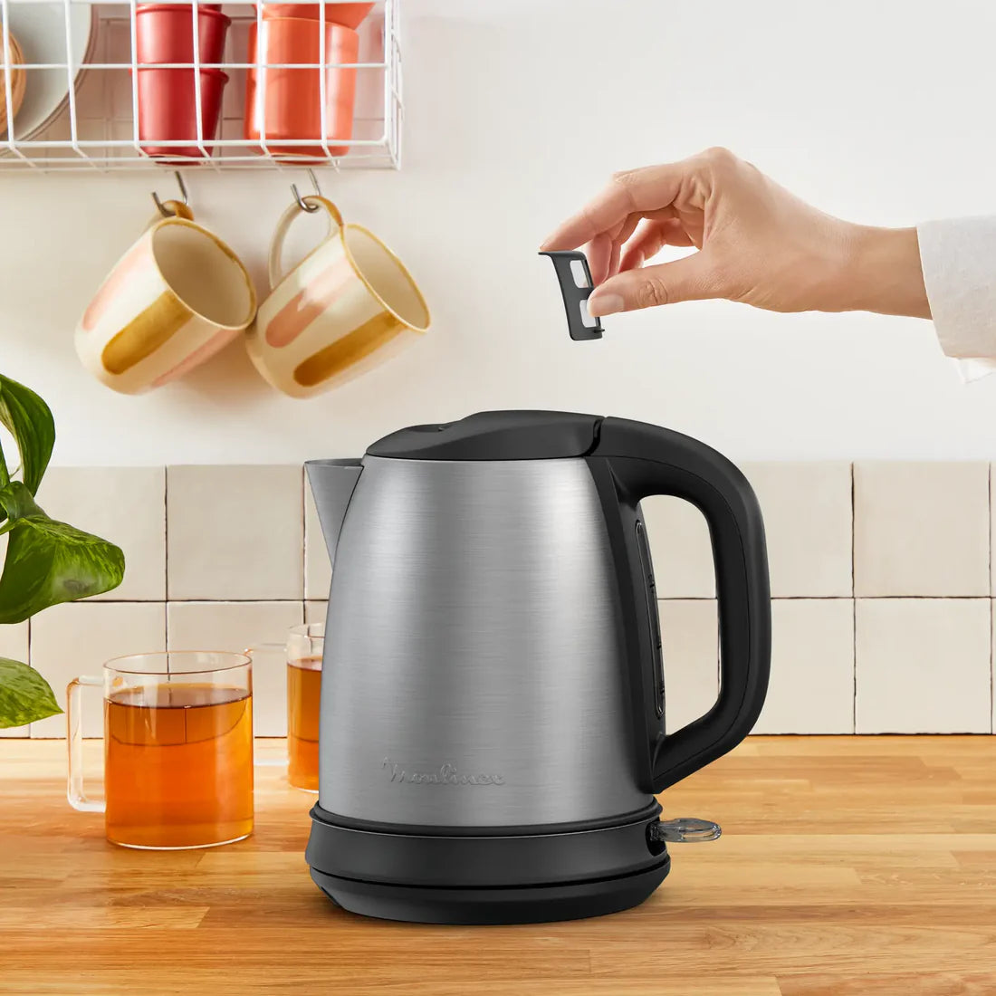 Moulinex Kettle SUBITO BY550D10 1.7L 2400W Moulinex Kettle SUBITO BY550D10 1.7L 2400W