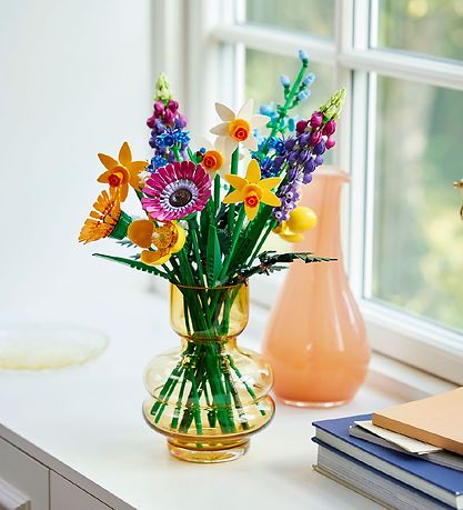 LEGO® Wildflower Bouquet 10313 – باقة زهور تدوم للأبد