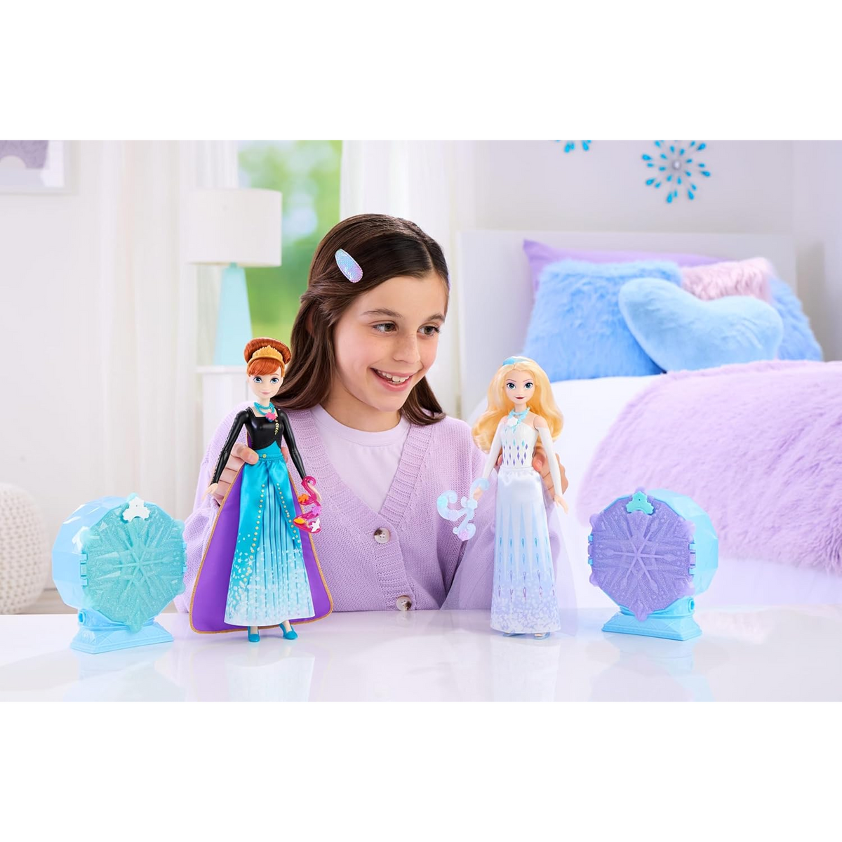 Mattel Frozen Fashion Dolls Spin and Reveal Elsa