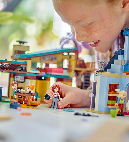 LEGO فريندز – منازل عائلتي أولي وبيزلي 42620 – 1126