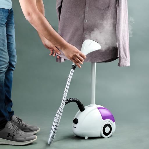 : Geepas Garment Steamer 2000W Power 1.8L Water Tank : Geepas Garment Steamer 2000W Power 1.8L Water Tank